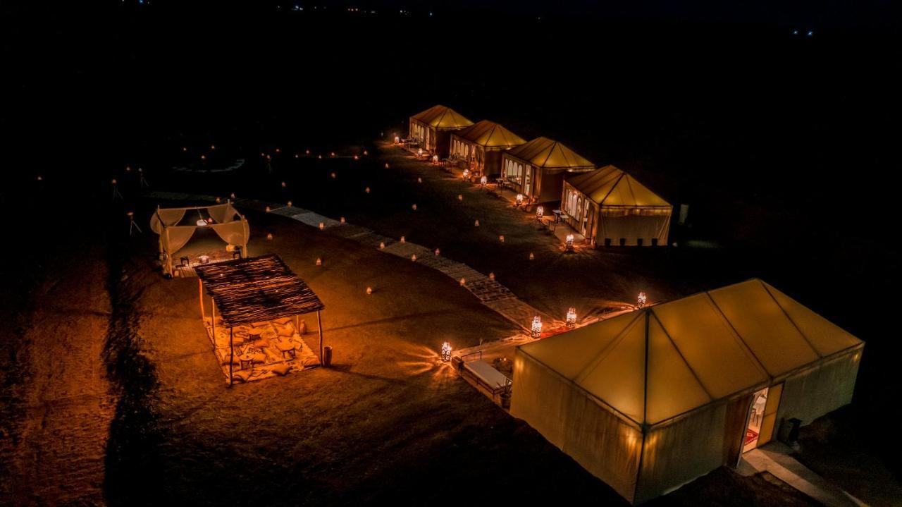 Soleil Camp & Camel Trekking Hotel เมอร์ซูกา ภายนอก รูปภาพ